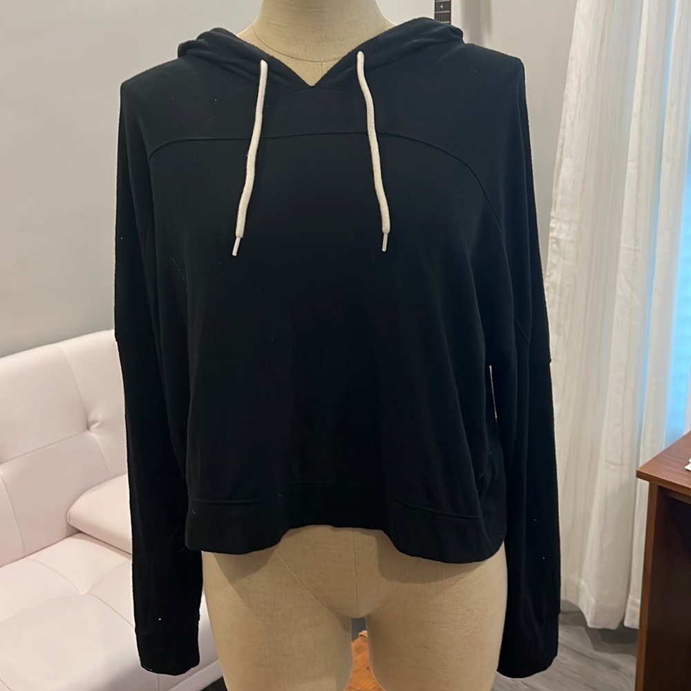 L Cropped Hoodie